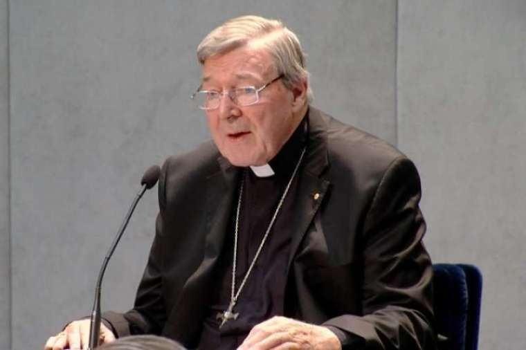 Former Melbourne cathedral workers doubt Pell abuse could have occurred