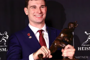 Indiana QB Fernando Mendoza, a Devout Catholic, Wins 2025 Heisman Trophy