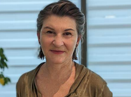 Tammy Peterson to enter the Church next Easter