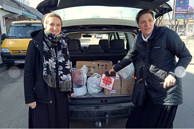 With Rosaries, Sandwiches, Food and Shelter, Ukrainian nuns help—‘They pray all day long’: daily helping people in need amid the Ukraine conflict